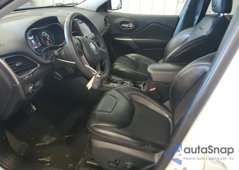 2020 Jeep Cherokee Latitude Plus из США, поврежденный, VIN 1C4PJMLB8LD565660